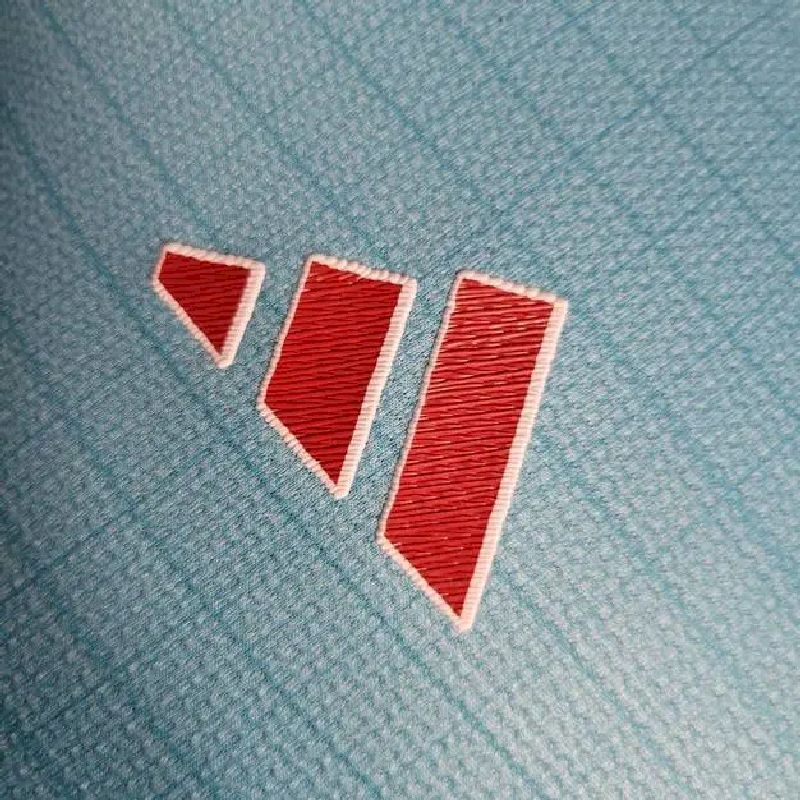 Camisa Real Madrid 2023/24 Classic Edition Versão Jogador 3