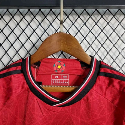 Kit Infantil Manchester United 2023/24