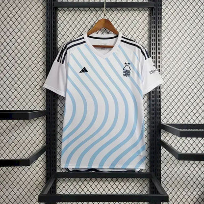 Camisa reserva do Nottingham Forest 2023/24