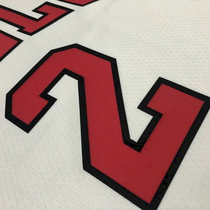Camisa masculina Lonzo Ball branca da equipe – edição de 75º aniversário