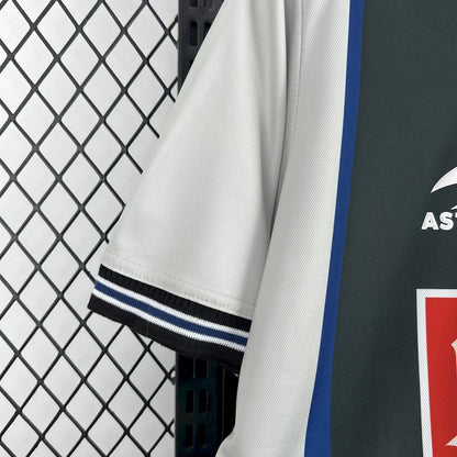 Camisa retrô alternativa do Real Sociedad 2000/02