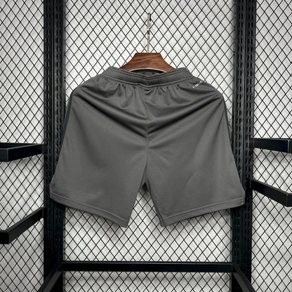 Terceiro Shorts Fora Real Madrid 2024/25