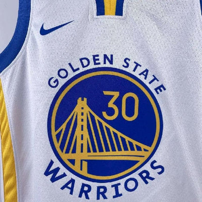 Camisa branca do time juvenil Stephen Curry