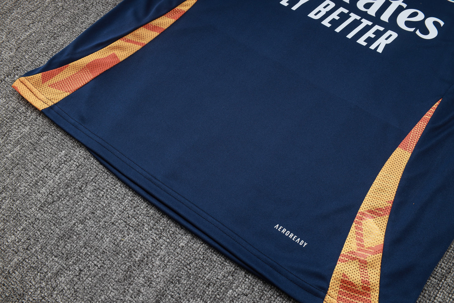 Camiseta regata e short adulto Real Madrid 2024/25 815