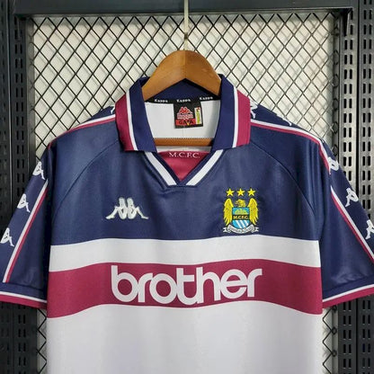 Camisa retrô reserva do Manchester City 1997/98