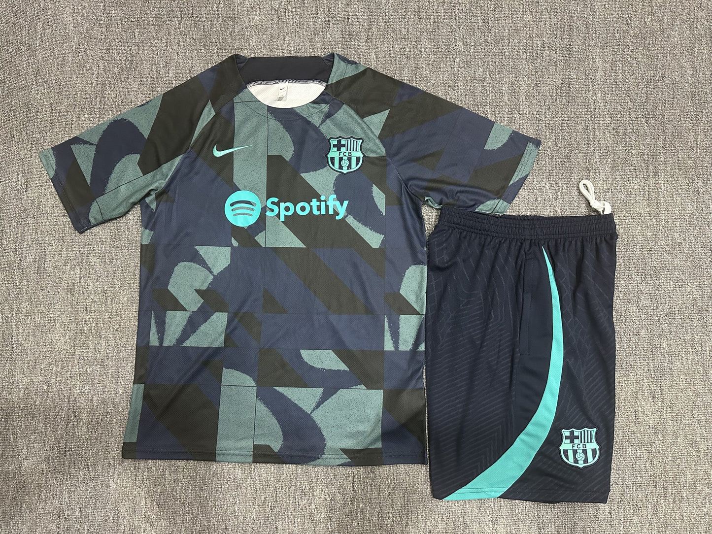 Camisa e short infantil Barcelona 2023/24 14001