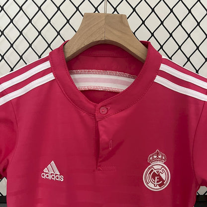Camisa e shorts retrô infantil do Real Madrid 2014/15