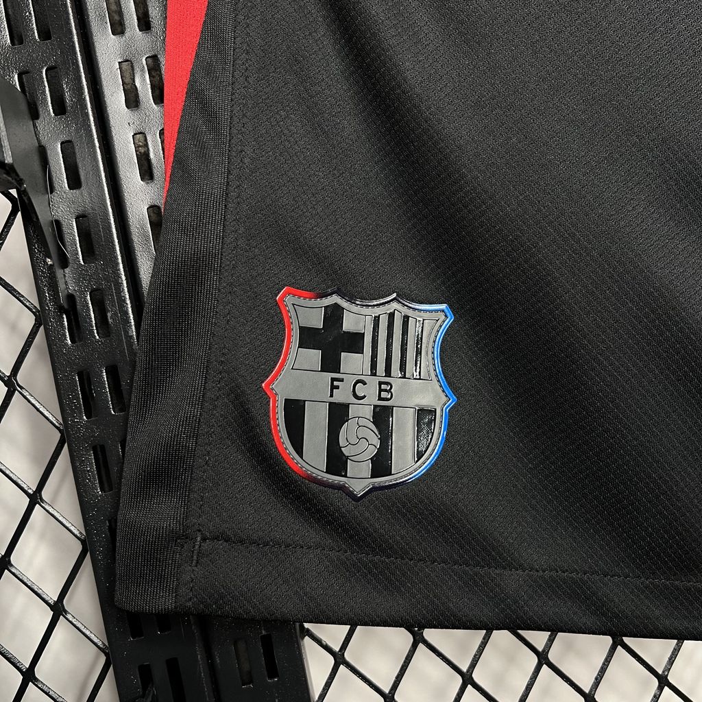 Calções alternativos do Barcelona 2024/25