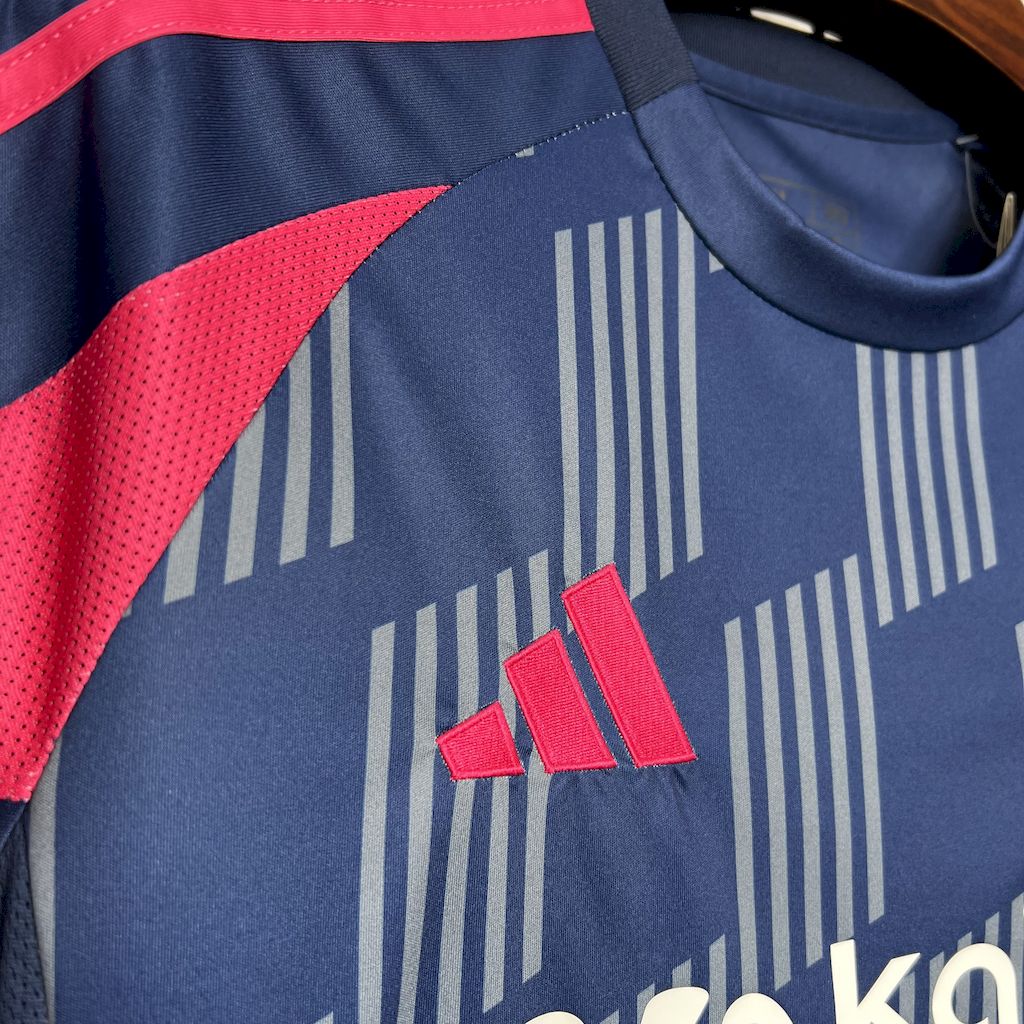 Camisa reserva do Nottingham Forest 2024/25