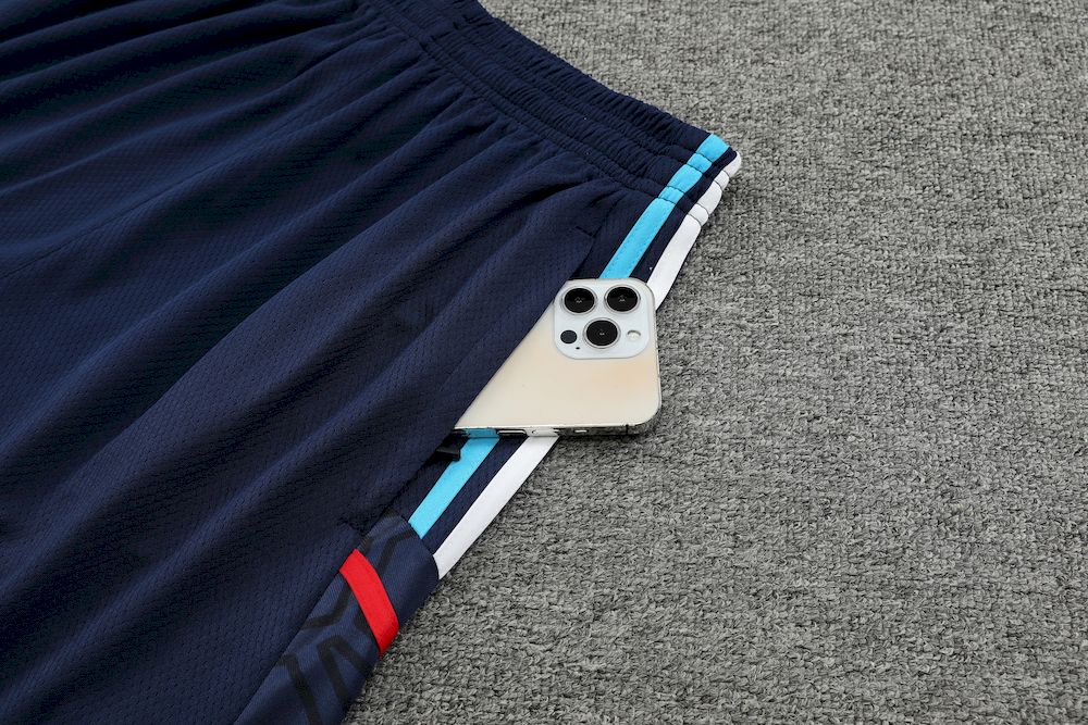 Camisa de treino adulto + short do Arsenal 2023/24 418