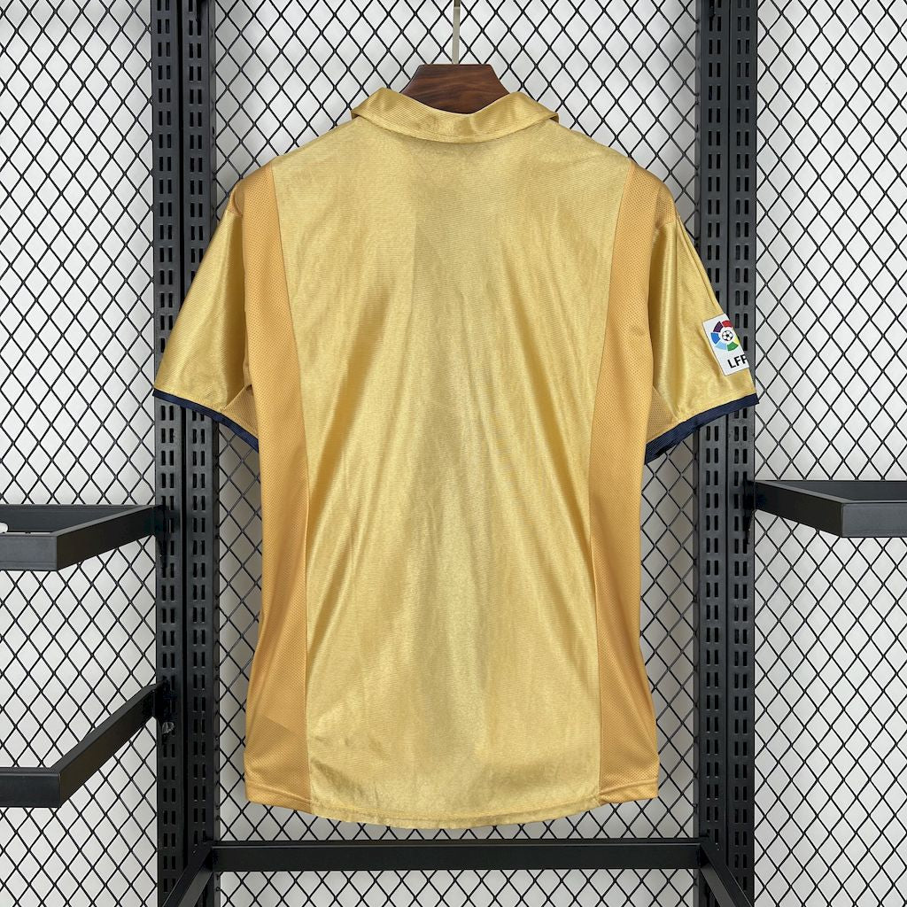 Camisa retrô alternativa do Barcelona 2001/02