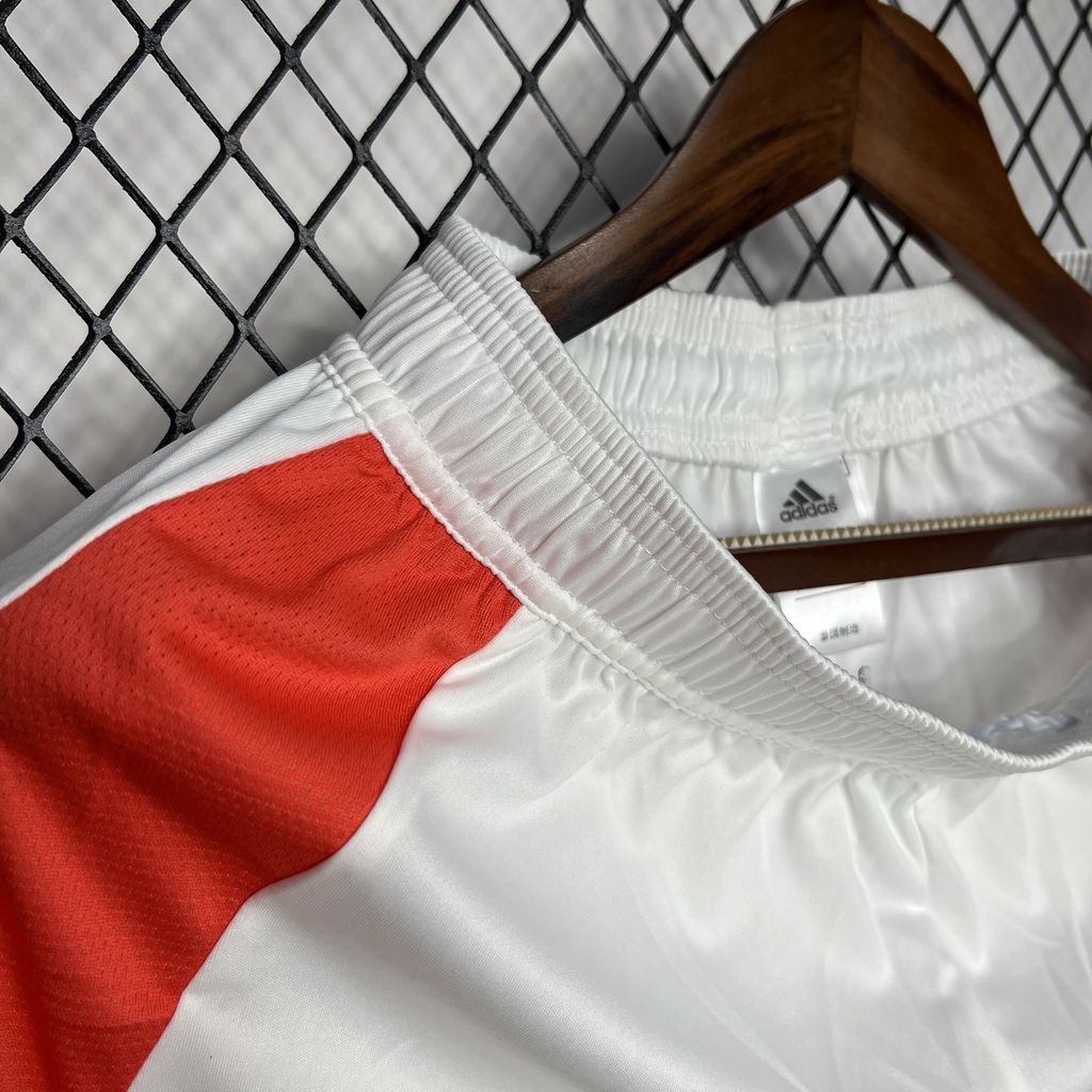 Men's Manchester United 2024/25 Home Shorts