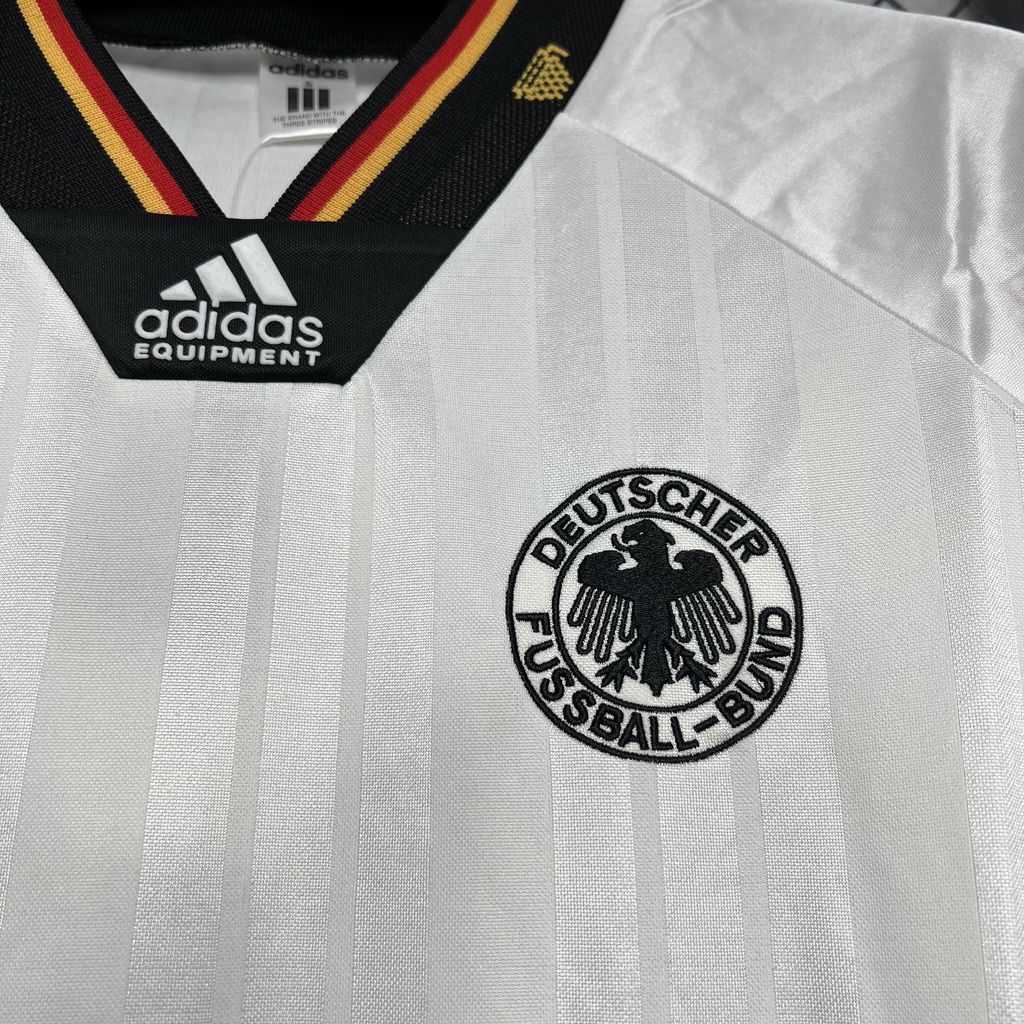 Camisa retrô da Alemanha 1992