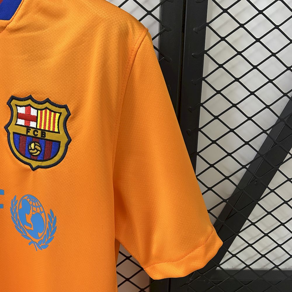 Camisa retrô alternativa do Barcelona 2006/07