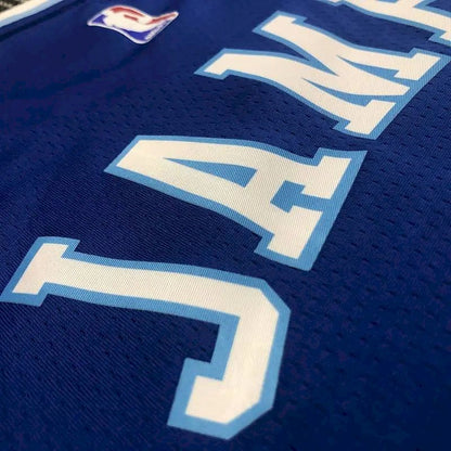 Camisa LeBron James 2021 Azul Masculina Versão Jogador – Edição Clássica