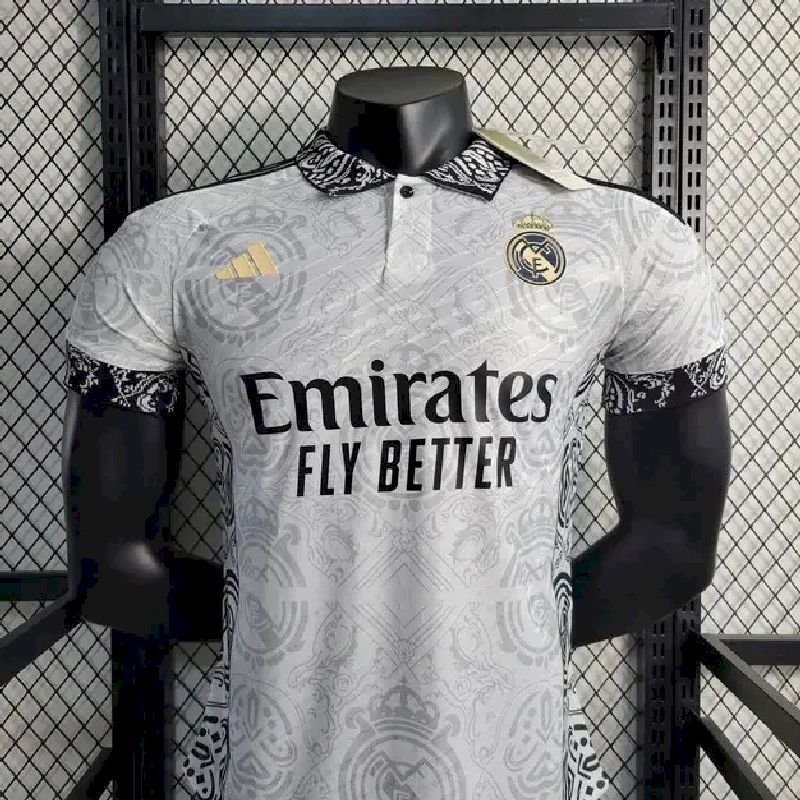 Maillot édition classique du Real Madrid 2023/24, version joueur