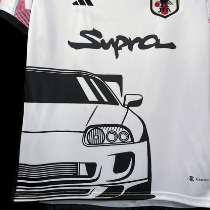 Camisa do Japão 2022/23 com a inicial D