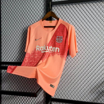 Terceira camisa retrô do Barcelona 2018/19
