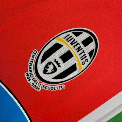 Camisa retrô reserva da Juventus 2005/06