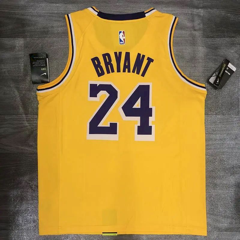 Camisa amarela masculina Kobe Bryant versão jogador – Edição clássica retrô