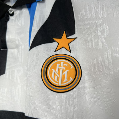 Camisa retrô reserva do Inter de Milão 1992/93