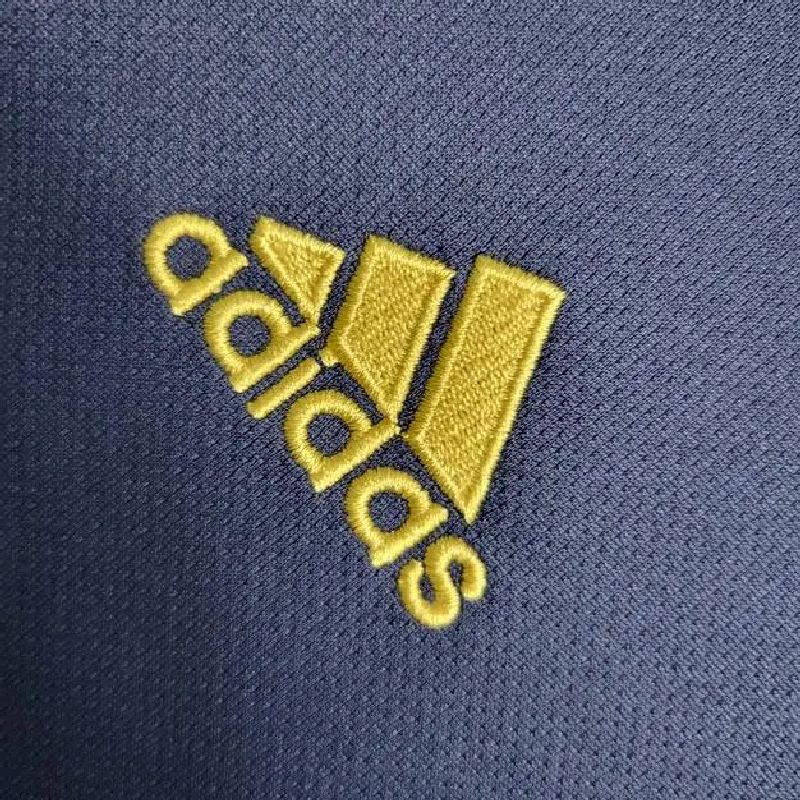 Camisa co-branded do Arsenal 2023/24