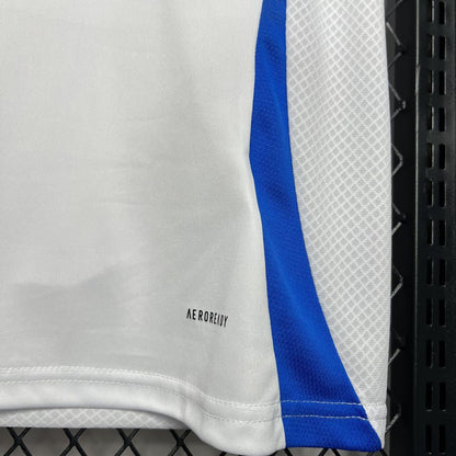 Camisa titular do Leeds United FC 2024/25