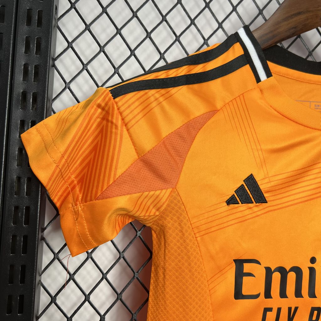 Real Madrid 2024/25 Away Kids Kit