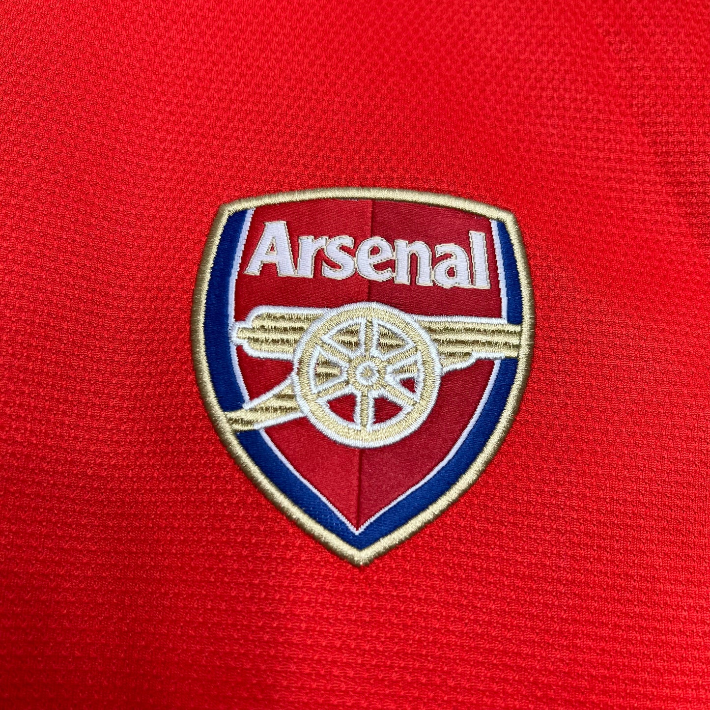 Camisa retrô do Arsenal 2012/13
