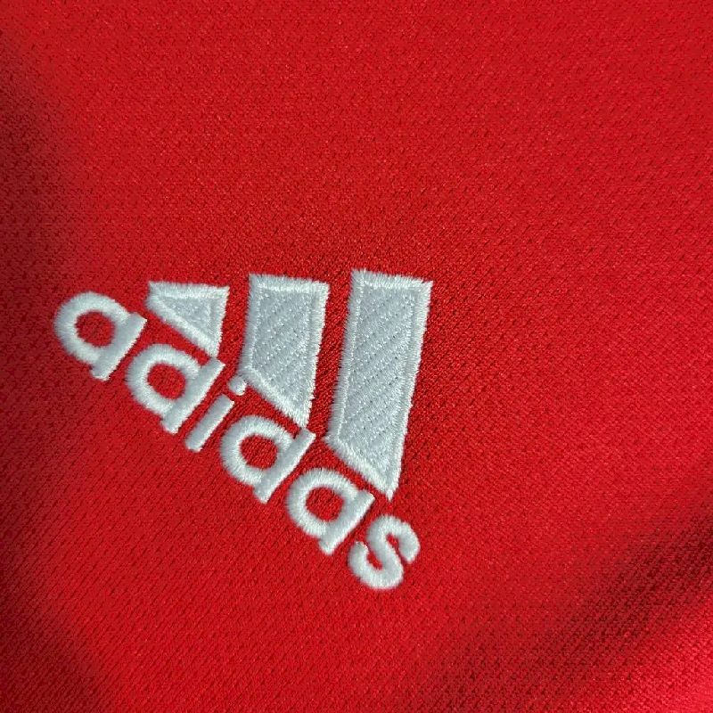 Camisa titular do Arsenal 2022/23