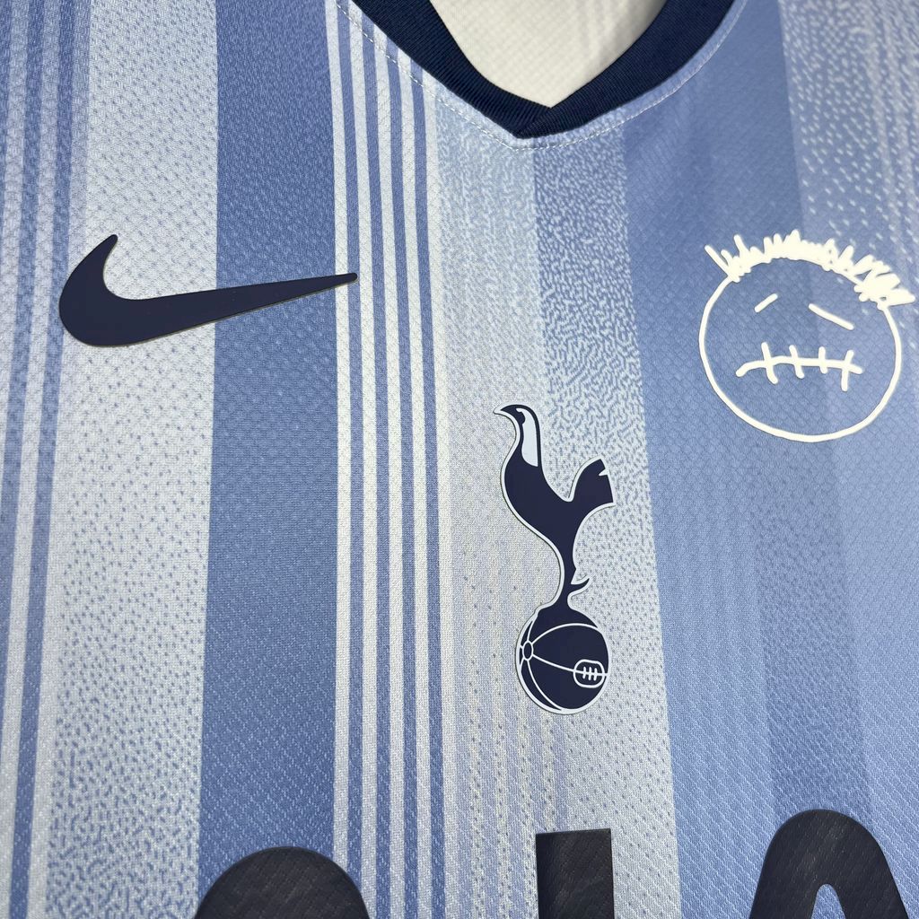 Camisa especial Travis Scott do Tottenham Hotspur 2024/25