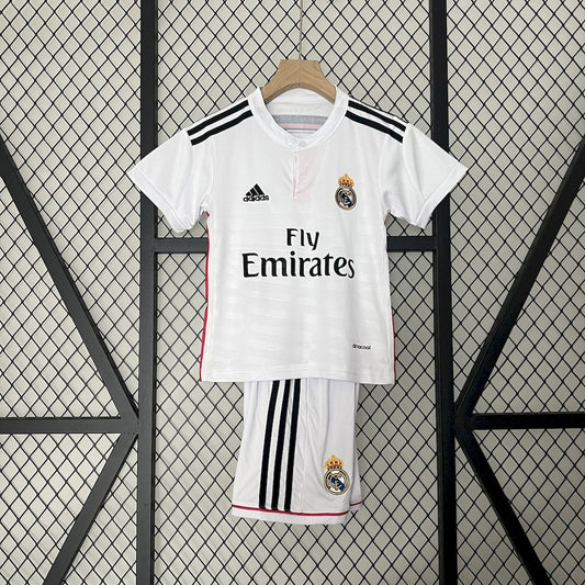 Camisa e shorts retrô infantil do Real Madrid 2014/15