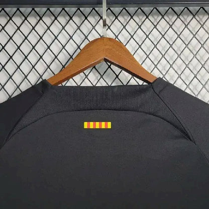 Camisa pré-jogo Barcelona 2023/24