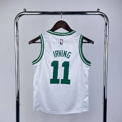 Camisa branca do time juvenil Kyrie Irving
