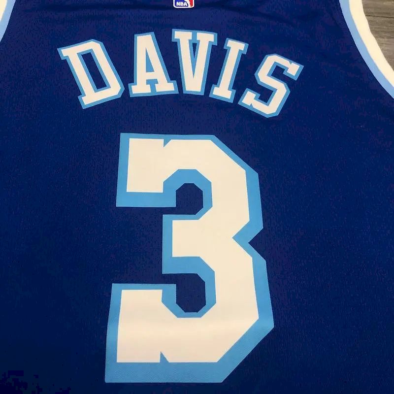 Camisa Anthony Davis Azul Masculina Versão Jogador – Edição Clássica Retro