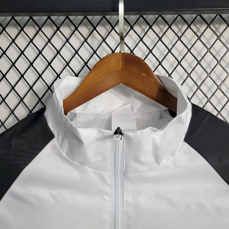 Manchester United 2023-24 Windbreaker