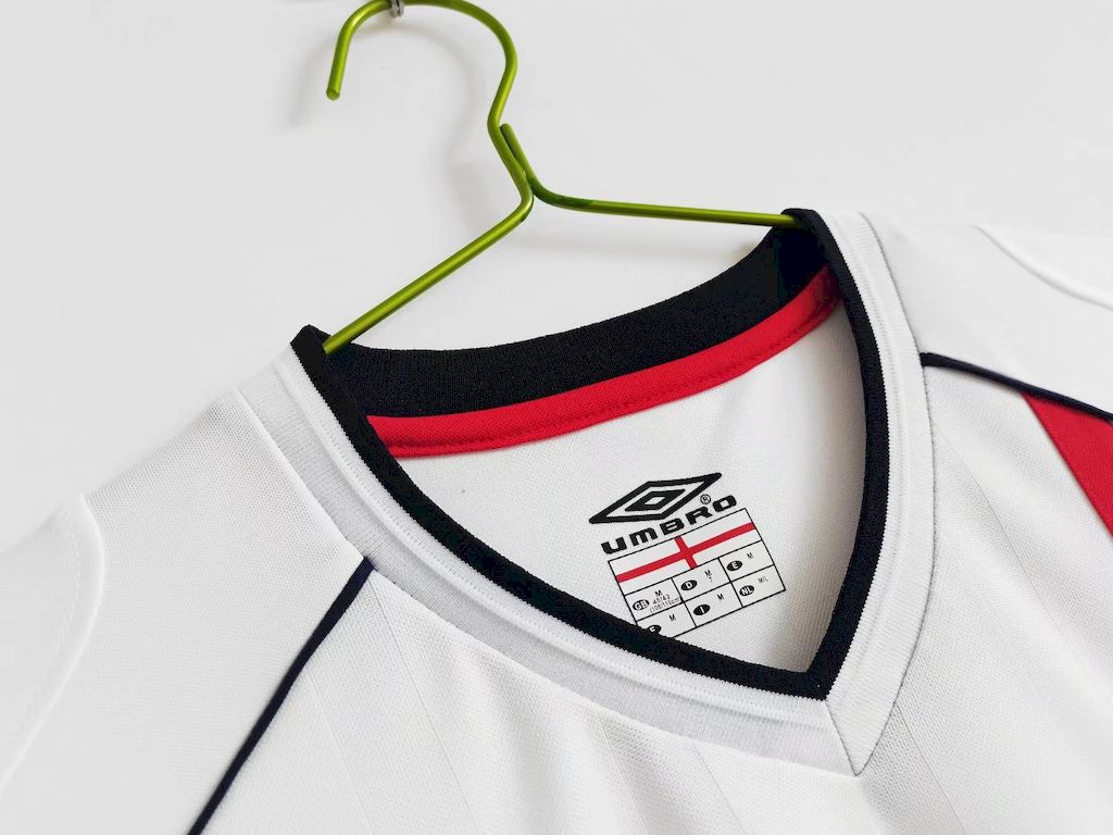 Camisa retrô da Inglaterra 2001/03