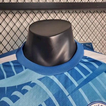 Camisa de treino pré-jogo do Manchester City 2023/24, versão jogador