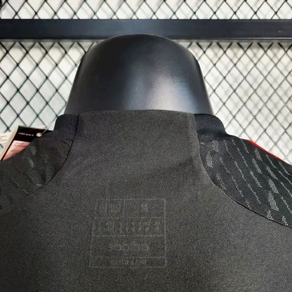 Camisa preta do Manchester United 2023/24 versão jogador