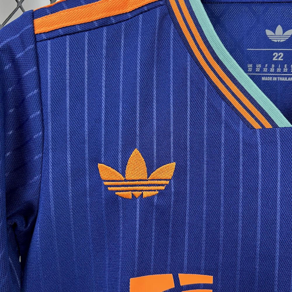 Newcastle United 2025/26 Third Kids Kit
