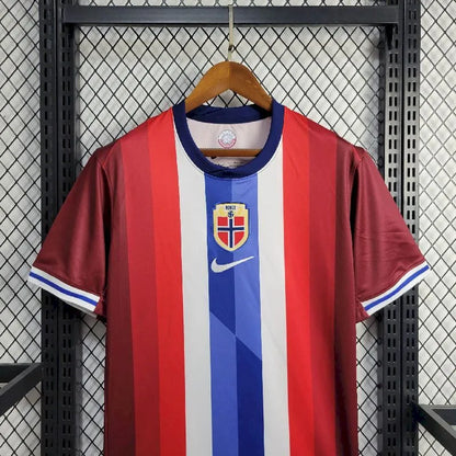 Camisa titular da Noruega 2024/25