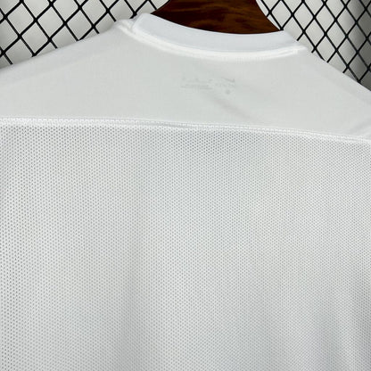 Camisa Tottenham Hotspur 2025/26 Edição Cobra Ouro Branco