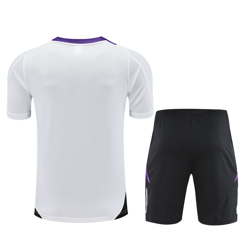 Camisa e short infantil de treino do Real Madrid 2024/25 14001