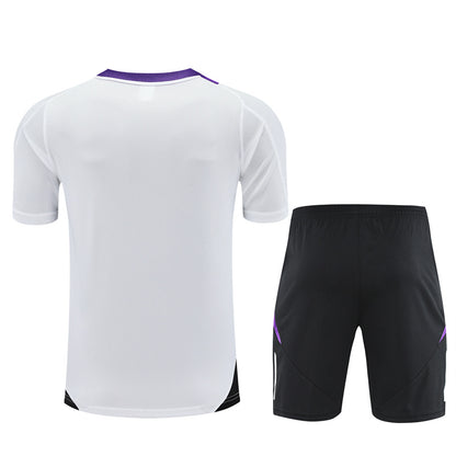 Camisa e short infantil de treino do Real Madrid 2024/25 14001