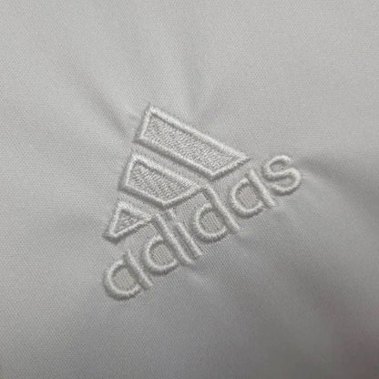 Camisa branca do Arsenal 2024/25