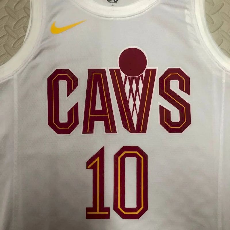 Camisa branca masculina do time titular Darius Garland