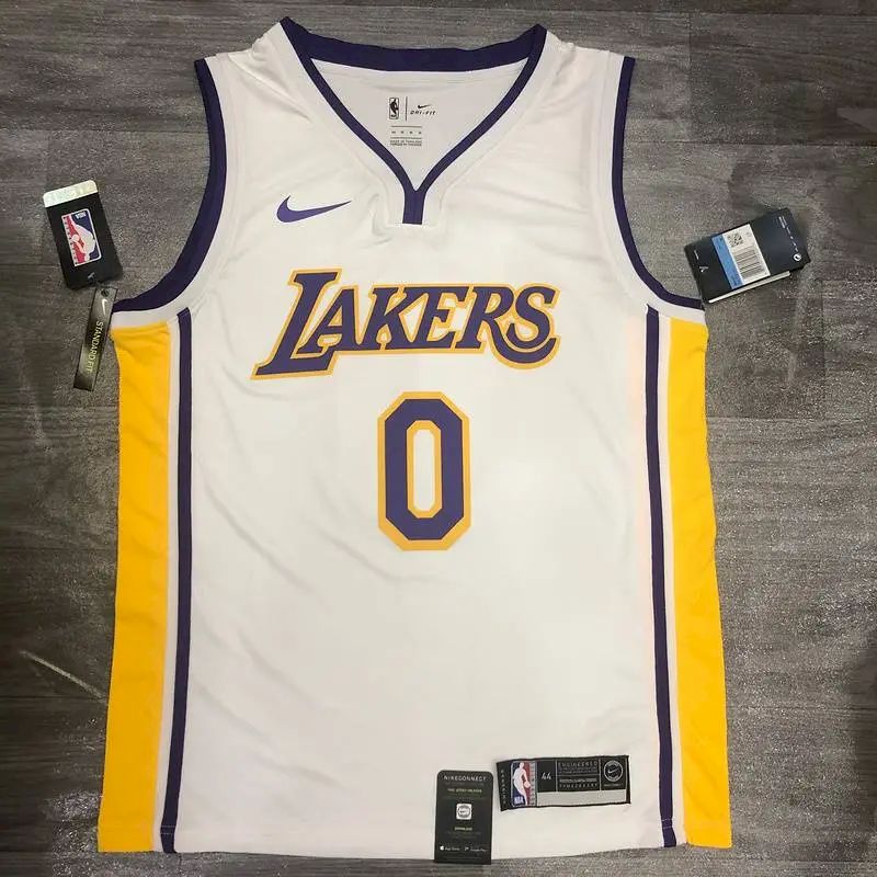 Camisa Kyle Kuzma Masculina Branca Versão Jogador – Edição Clássica Retro