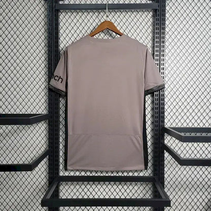 Terceira camisa do Tottenham Hotspur 2023/24