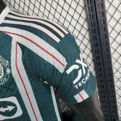 Camisa reserva do Manchester United 2023/24, versão do jogador