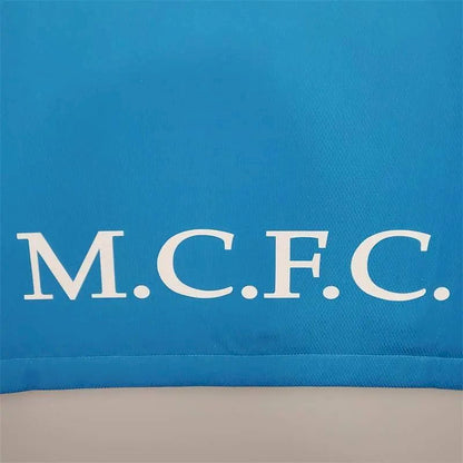 Camisa retrô titular do Manchester City 1997/99